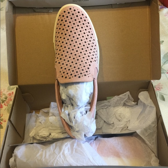 Frye Shoes - Frye & Co “Peggy” Slip On in Blush.
